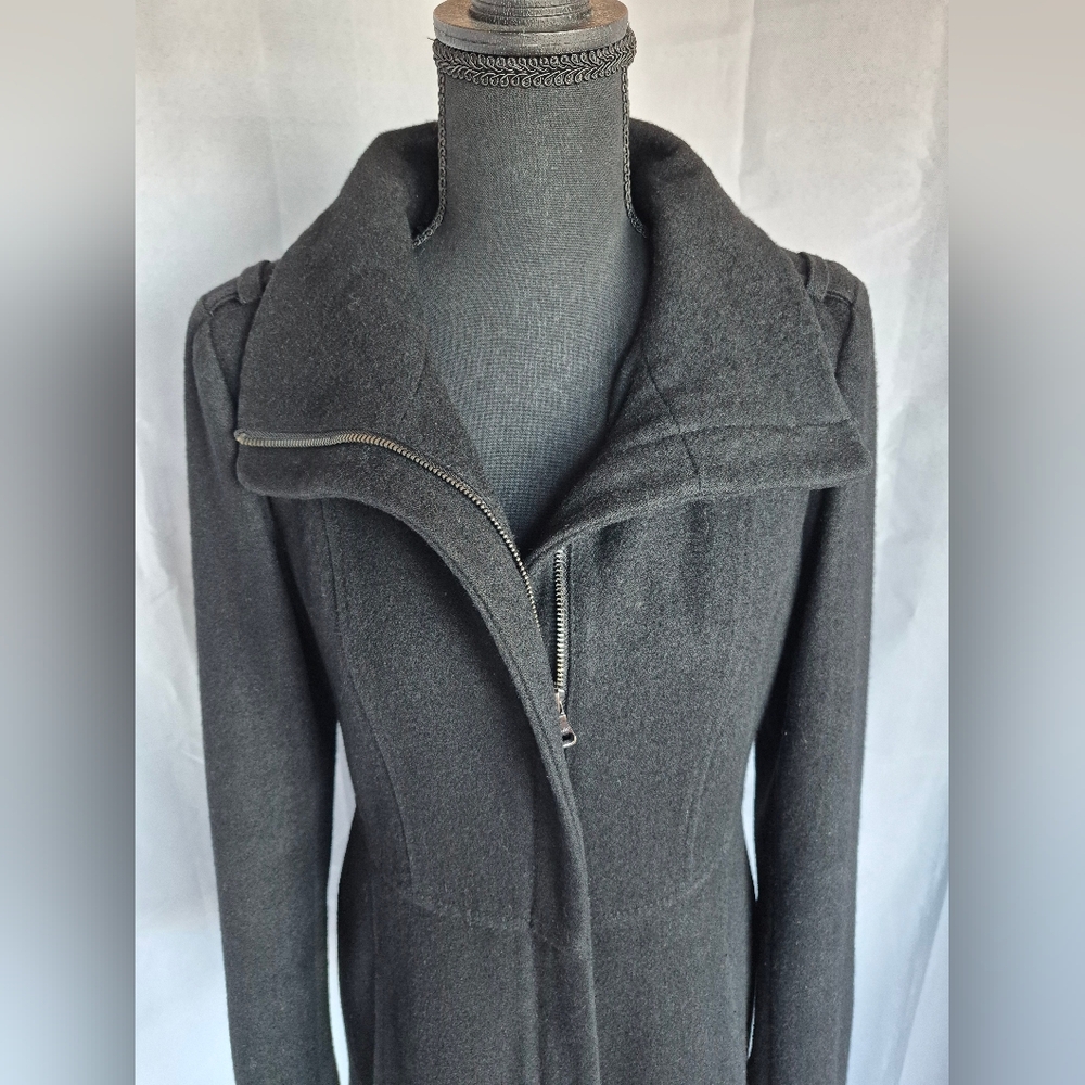 Vintage Guess Black Wool Pea Coat Womens Small Classic Minimalist Clean Girl - Picture 8 of 16